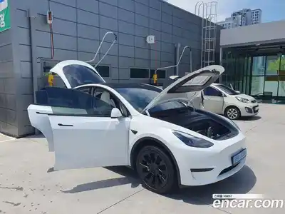 Tesla Model Y 2023 гидро, миниатюра 6