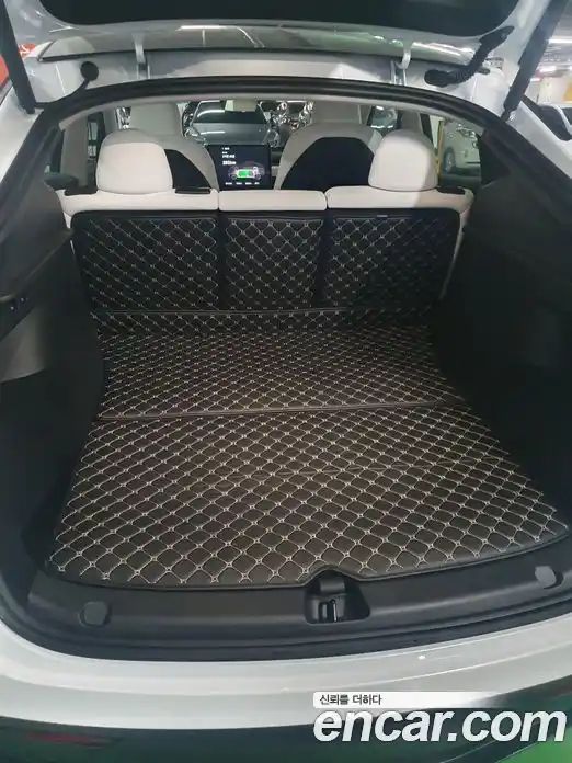 Tesla Model Y 2023 гидро, фото 8
