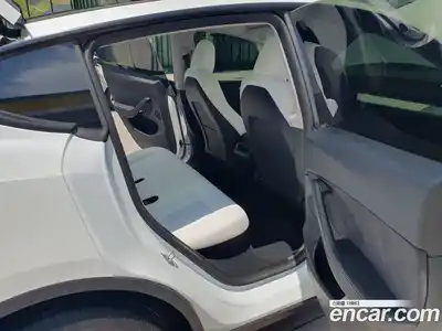 Tesla Model Y 2023 гидро, миниатюра 9