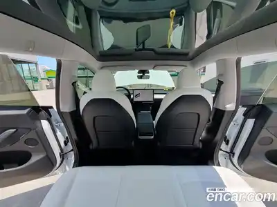 Tesla Model Y 2023 гидро, миниатюра 10