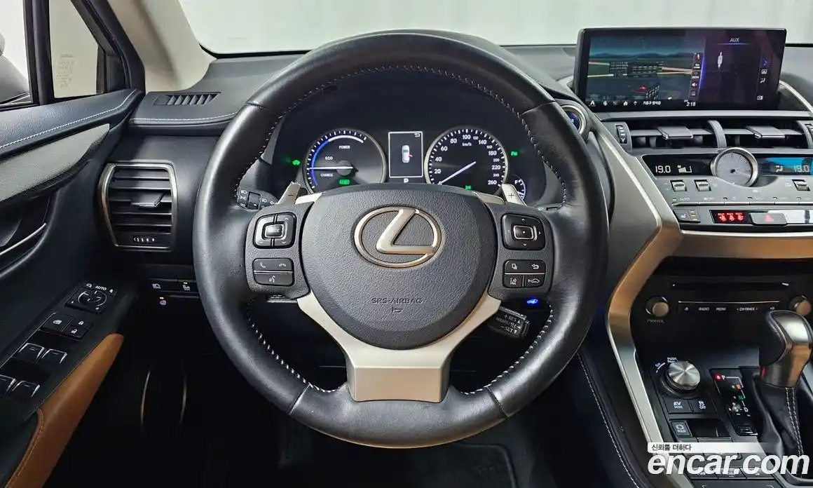 Lexus NX 2018 2.5 гидро в Москве № 1837945, фото 13