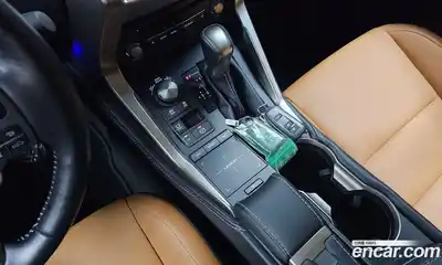 Lexus NX 2018 2.5 гидро в Москве № 1837945, миниатюра 9