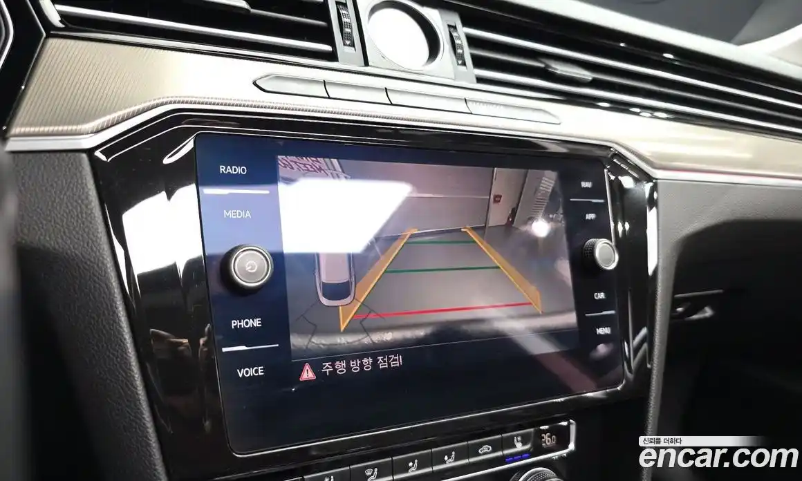 Volkswagen Arteon 2018 2.0 гидро в Москве № 1838093, фото 15