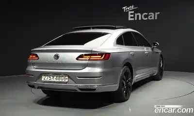 Volkswagen Arteon 2018 2.0 гидро в Москве № 1838093, миниатюра 2