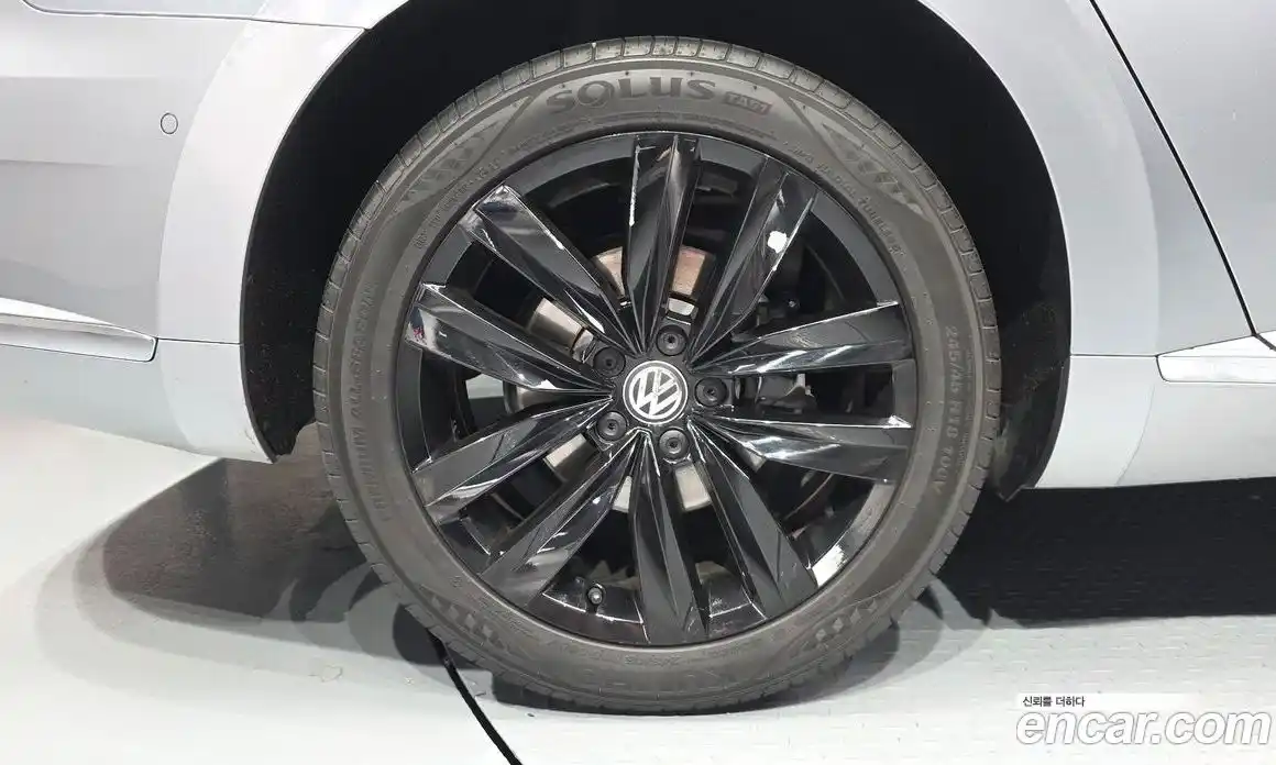 Volkswagen Arteon 2018 2.0 гидро в Москве № 1838093, фото 5