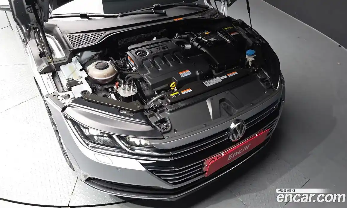 Volkswagen Arteon 2018 2.0 гидро в Москве № 1838093, фото 6