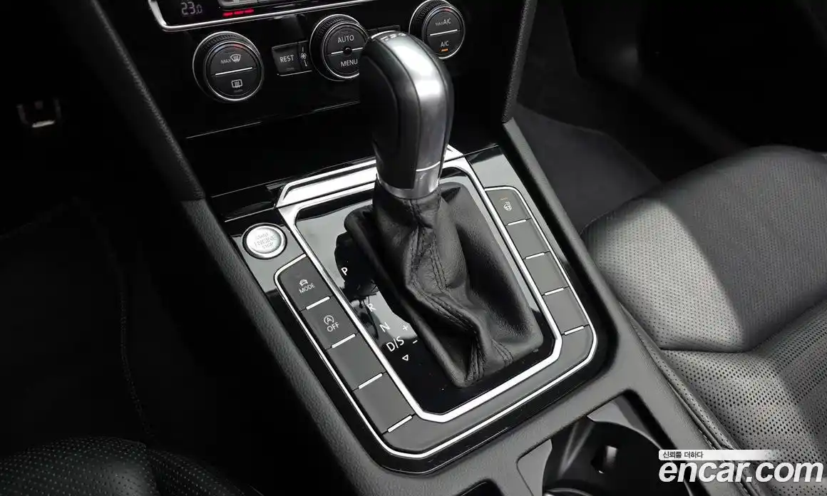 Volkswagen Arteon 2018 2.0 гидро в Москве № 1838093, фото 9