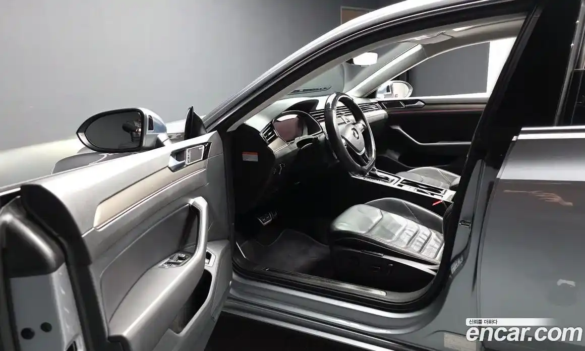 Volkswagen Arteon 2018 2.0 гидро в Москве № 1838093, фото 10