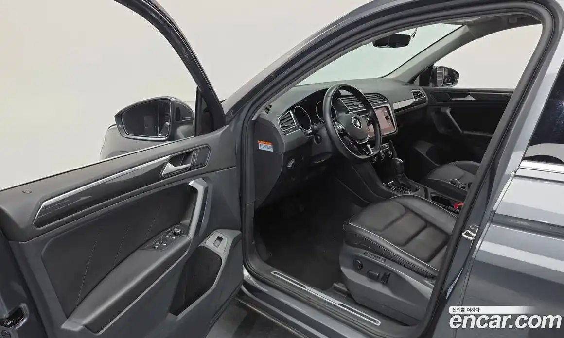 Volkswagen Tiguan 2020 2.0 гидро в Москве № 1838134, фото 13