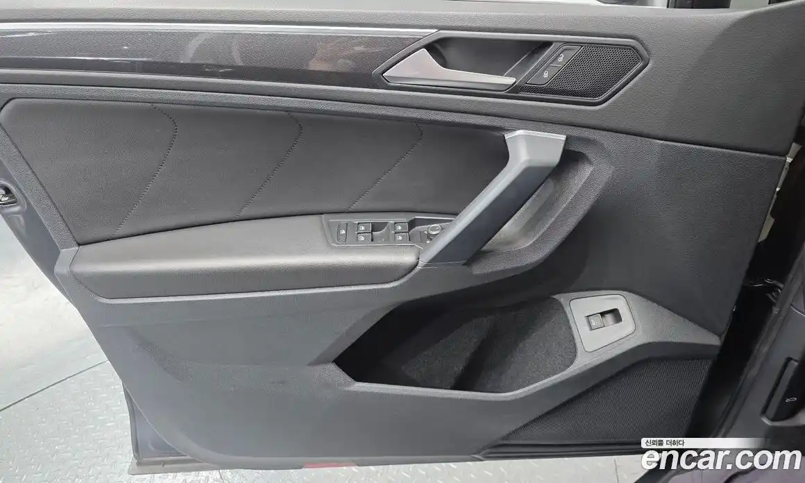 Volkswagen Tiguan 2020 2.0 гидро в Москве № 1838134, фото 14