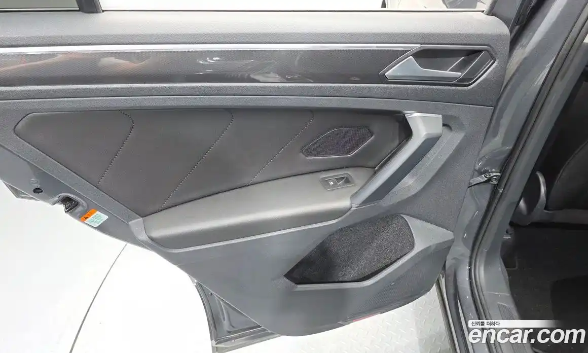 Volkswagen Tiguan 2020 2.0 гидро в Москве № 1838134, фото 15