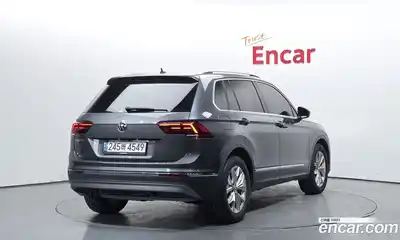 Volkswagen Tiguan 2020 2.0 гидро в Москве № 1838134, миниатюра 2
