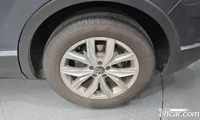 Volkswagen Tiguan 2020 2.0 гидро в Москве № 1838134, миниатюра 7
