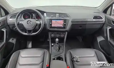 Volkswagen Tiguan 2020 2.0 гидро в Москве № 1838134, миниатюра 10