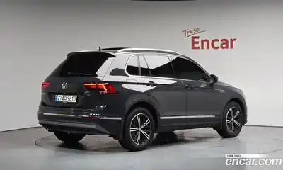 Volkswagen Tiguan, 2020