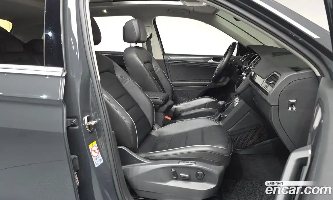 Volkswagen Tiguan 2020 2.0 гидро в Москве № 1838176, фото 16