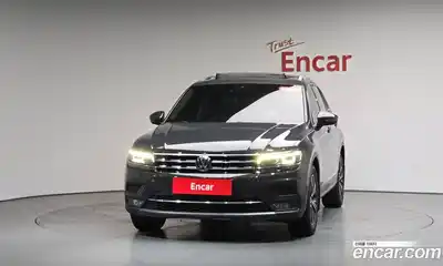 Volkswagen Tiguan 2020 2.0 гидро в Москве № 1838176, миниатюра 2
