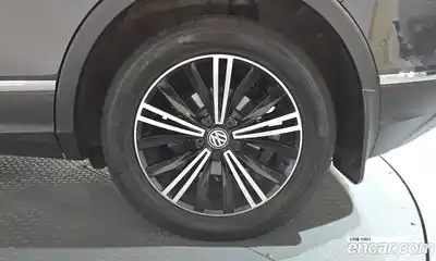 Volkswagen Tiguan 2020 2.0 гидро в Москве № 1838176, миниатюра 6
