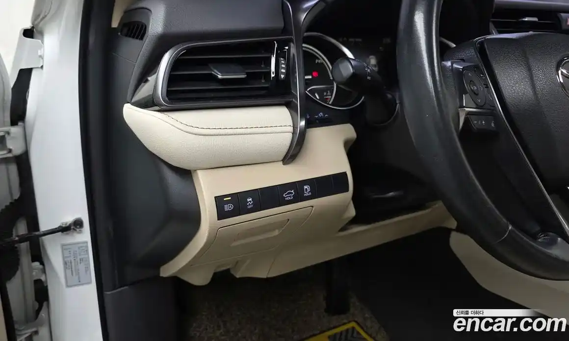 Toyota Camry 2019 2.5 гидро в Москве № 1838520, фото 19