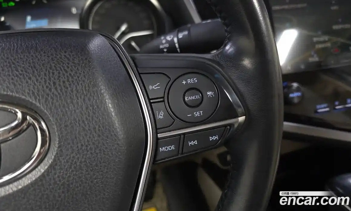 Toyota Camry 2019 2.5 гидро в Москве № 1838520, фото 24