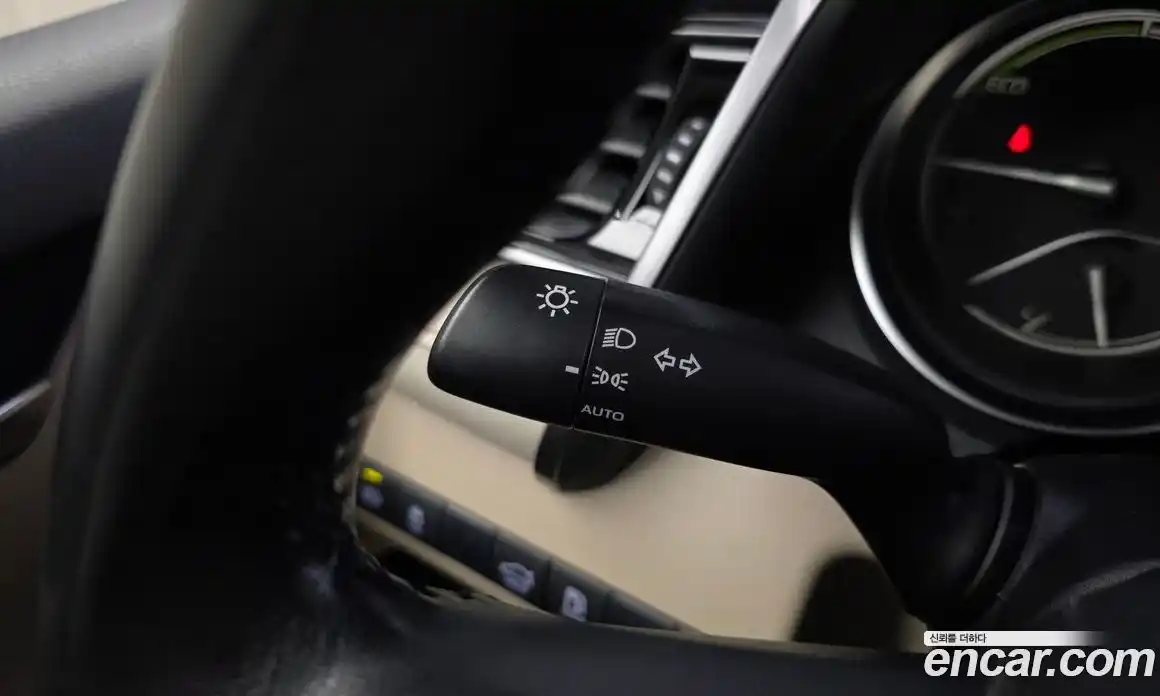 Toyota Camry 2019 2.5 гидро в Москве № 1838520, фото 29