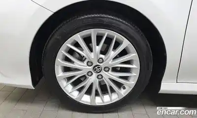 Toyota Camry 2019 2.5 гидро в Москве № 1838520, миниатюра 5
