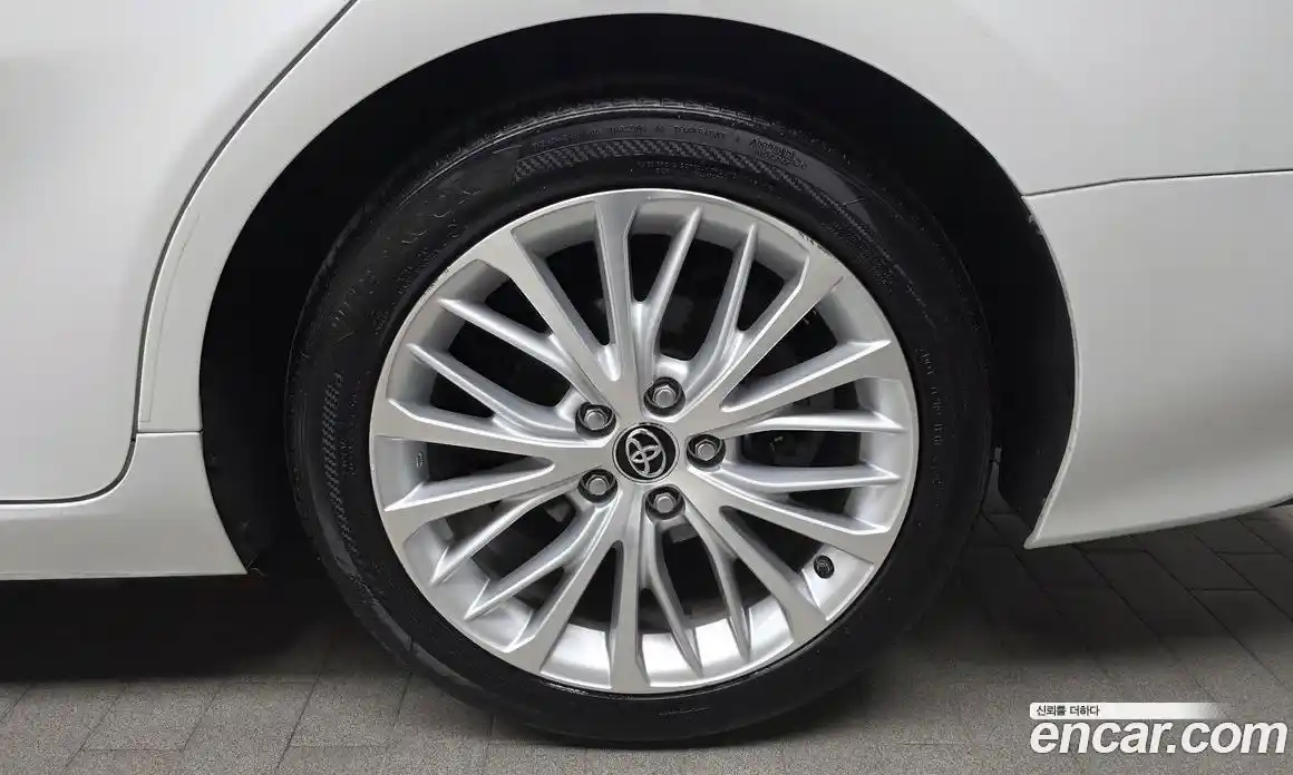 Toyota Camry 2019 2.5 гидро в Москве № 1838520, фото 7