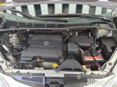Toyota Sienna 2014 3.5 гидро в Москве № 1838563, миниатюра 7