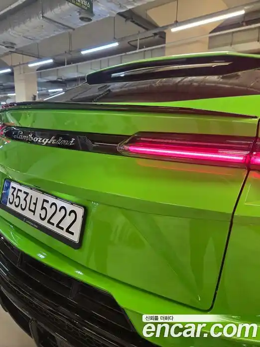 Lamborghini Urus 2024 4.0 гидро, фото 18