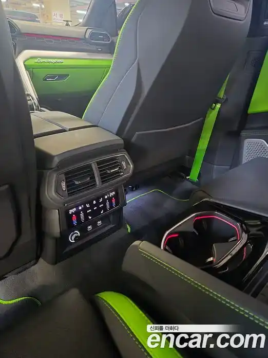 Lamborghini Urus 2024 4.0 гидро, фото 19