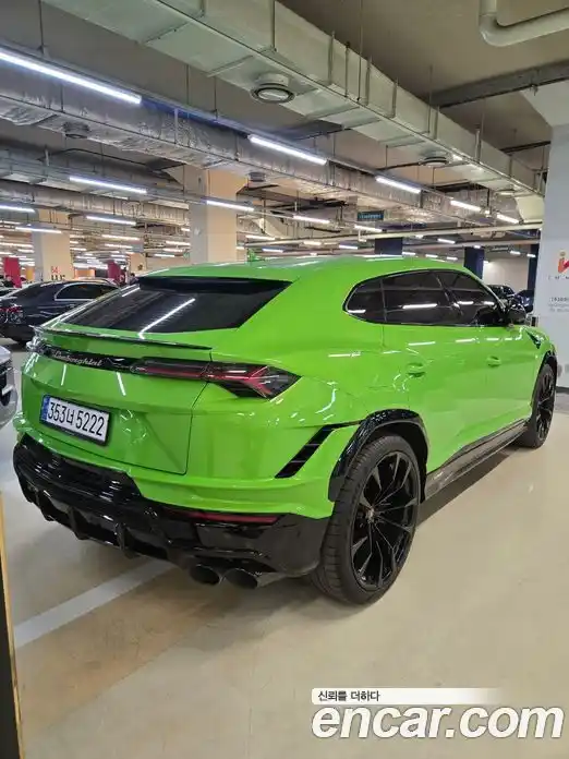 Lamborghini Urus 2024 4.0 гидро, фото 2