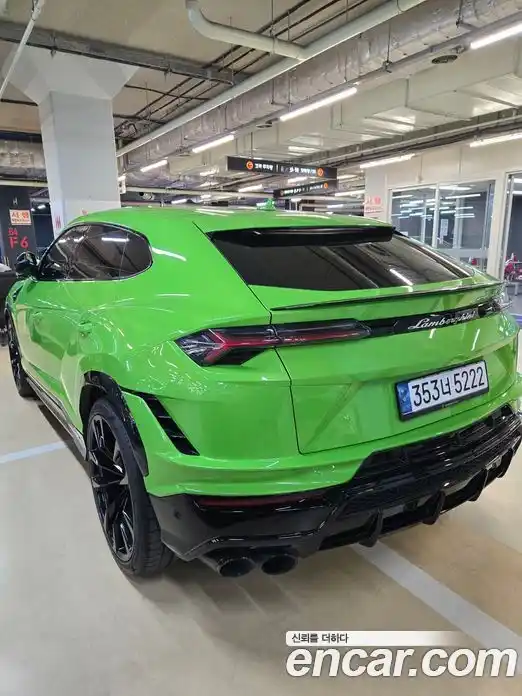 Lamborghini Urus 2024 4.0 гидро, фото 3