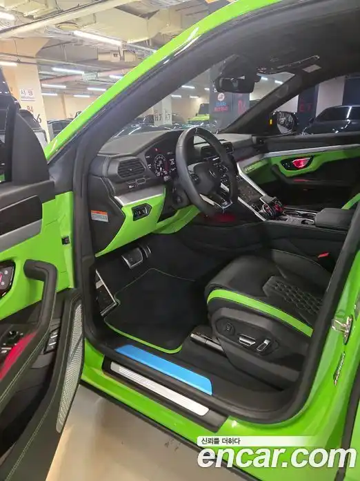 Lamborghini Urus 2024 4.0 гидро, фото 10