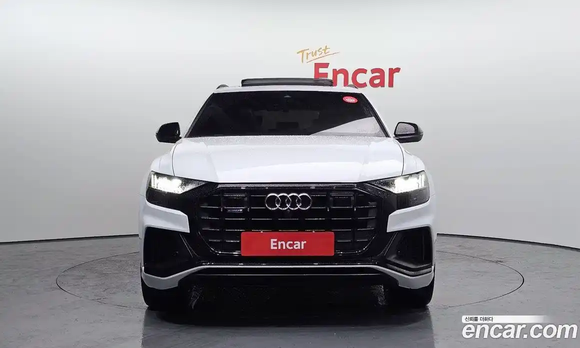 Audi Q8 2021 3.0 гидро в Москве № 196659, фото 3