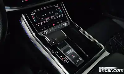 Audi Q8 2021 3.0 гидро в Москве № 196659, миниатюра 9
