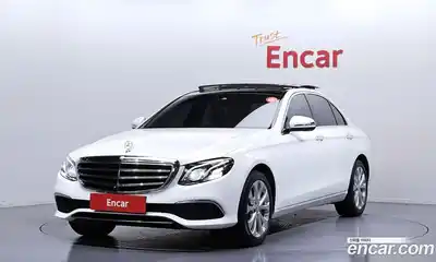 Mercedes-Benz E-Class, 2016