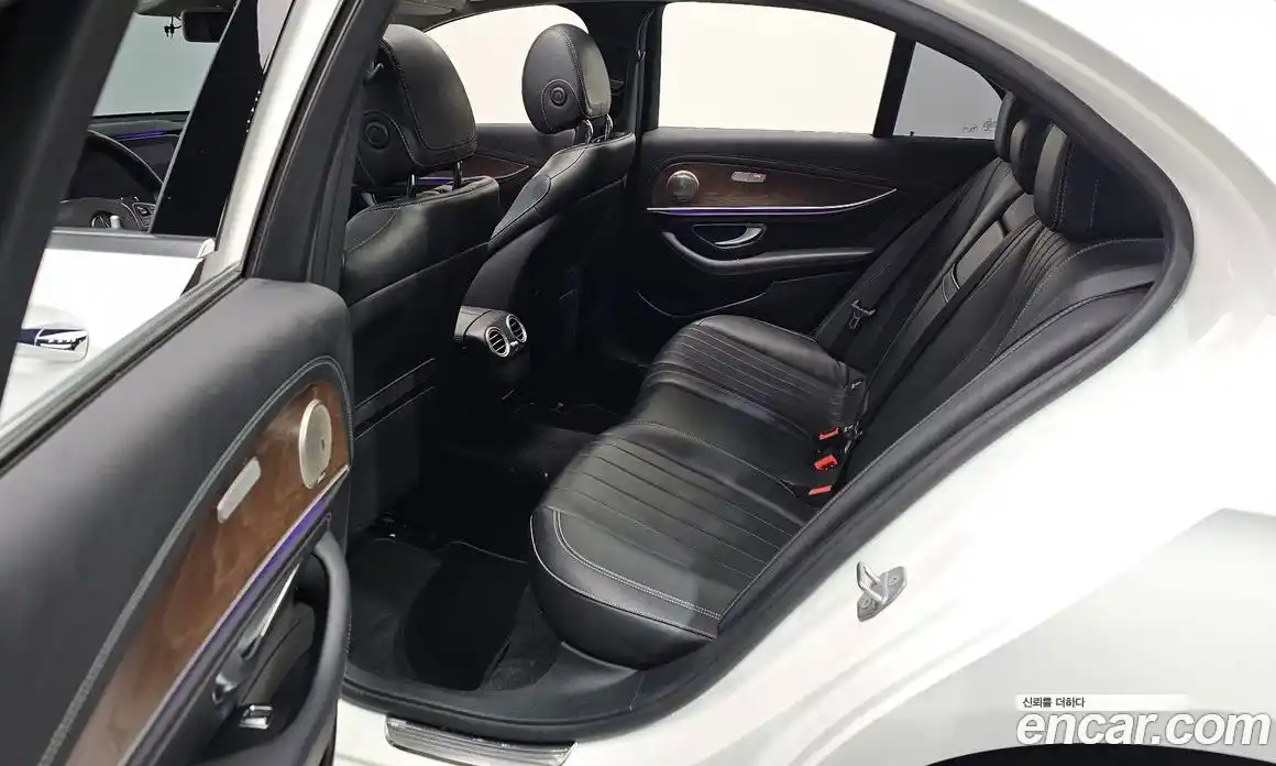 Mercedes-Benz E-Class 2016 2.0 гидро в Москве № 212122, фото 17