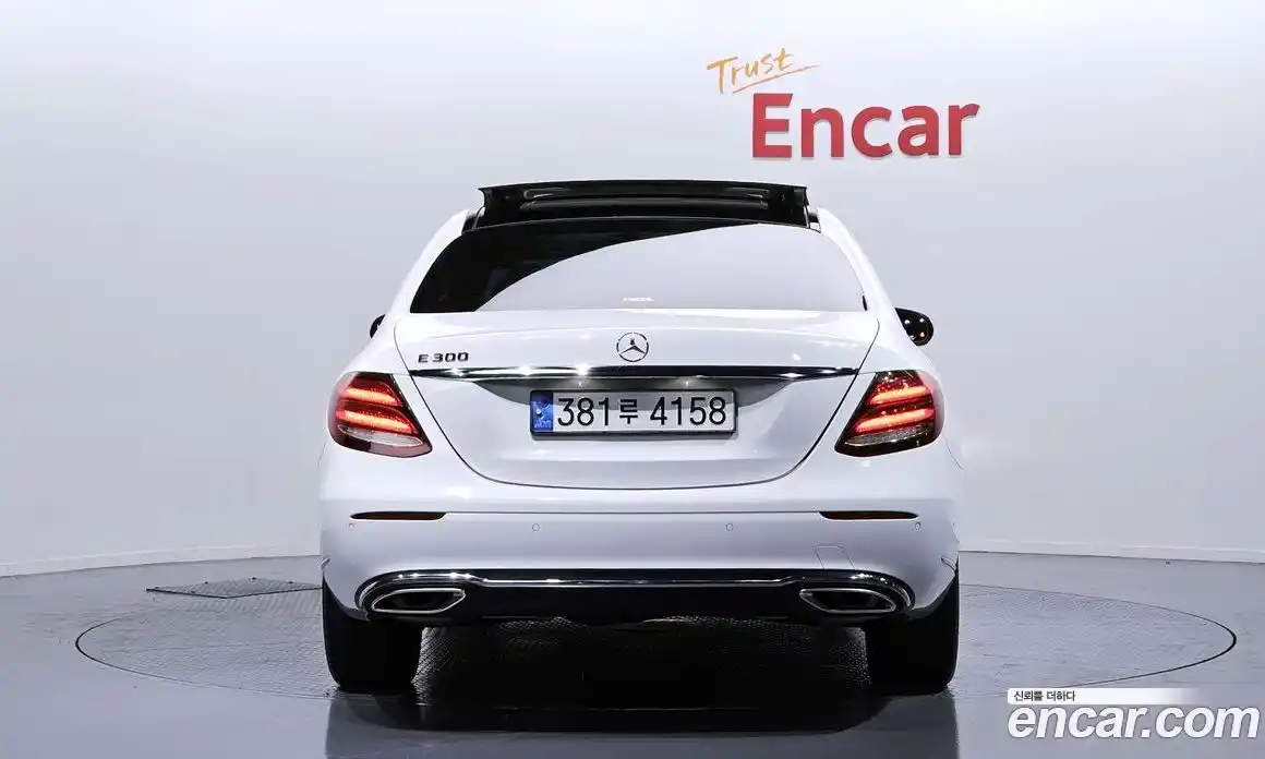 Mercedes-Benz E-Class 2016 2.0 гидро в Москве № 212122, фото 4
