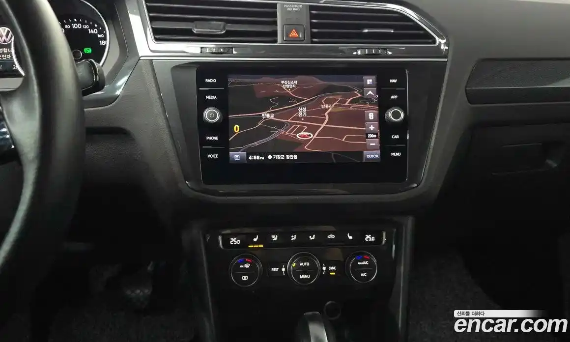 Volkswagen Tiguan 2020 2.0 гидро в Москве № 232170, фото 16