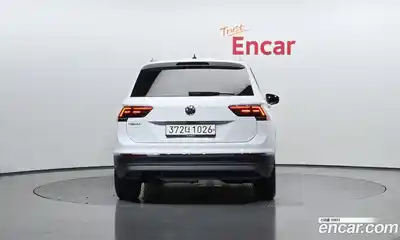 Volkswagen Tiguan 2020 2.0 гидро в Москве № 232170, миниатюра 4