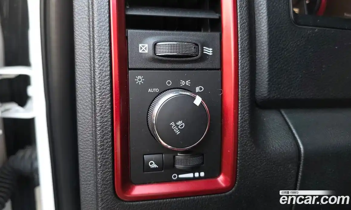Dodge Ram Pick Up 2018 5.7 гидро в Москве № 233560, фото 9