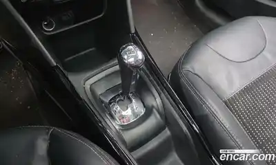 Peugeot 2008 2015 1.6 гидро в Москве, миниатюра 9