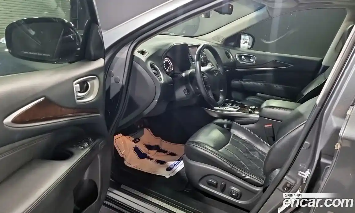 Infiniti QX60 2015 3.5 гидро в Москве № 336528, фото 7