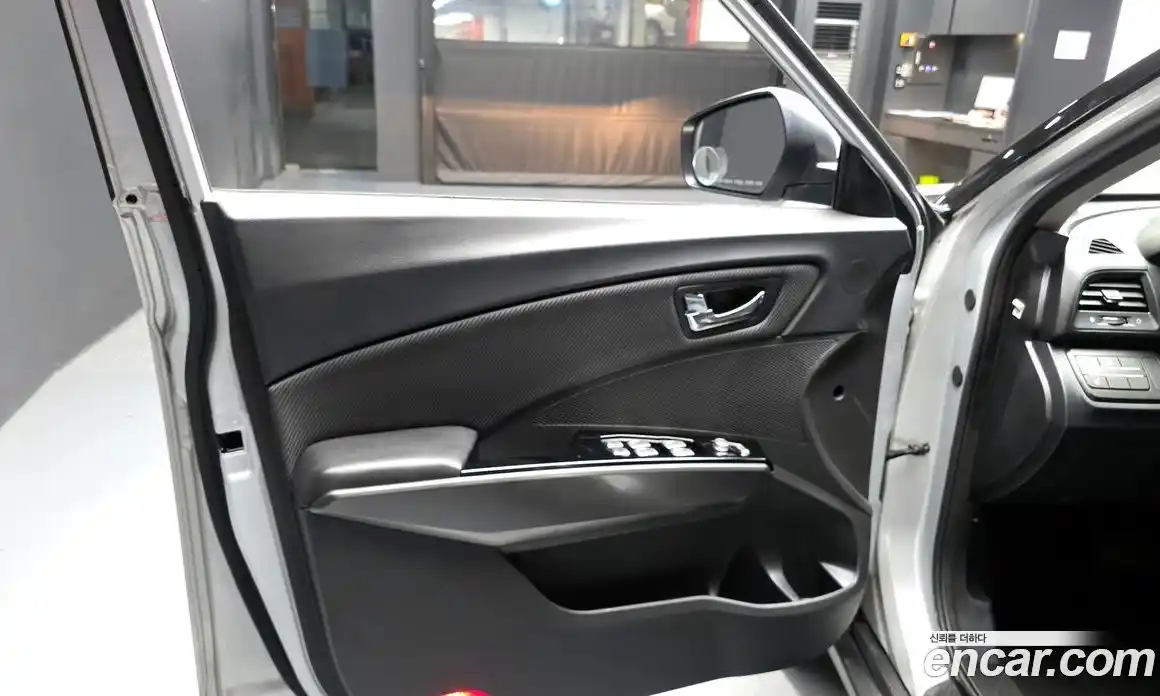 SsangYong TIBOLI 2016 1.6 гидро в Москве, фото 14