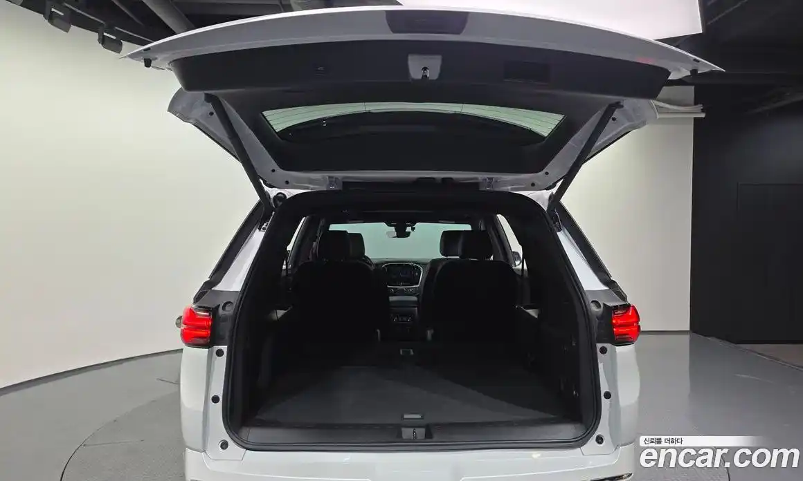 Chevrolet Traverse 2022 3.6 гидро в Москве № 1319980, фото 26