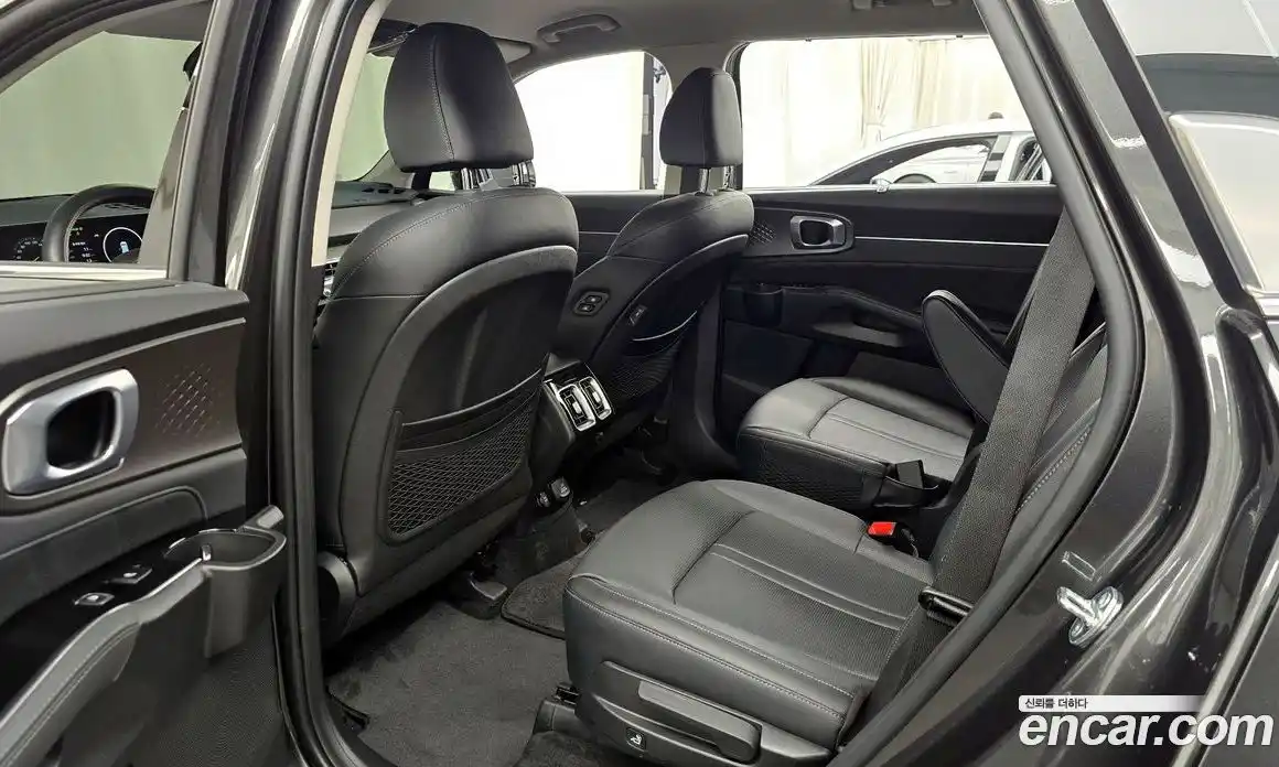 Kia Sorento 2025 2.5 гидро, фото 17