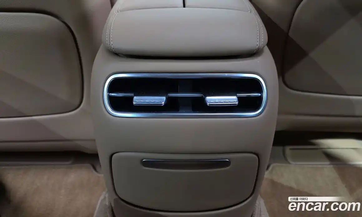 Genesis G90 2024 3.5 гидро в Москве, фото 31