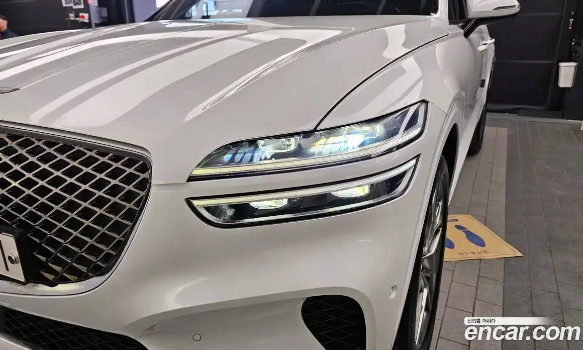 Genesis GV70 2022 2.5 гидро в Москве № 1343407, фото 8