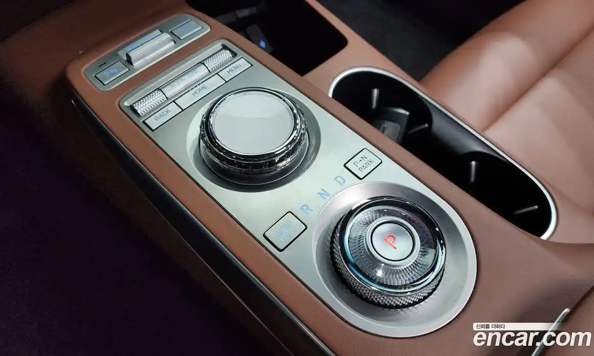 Genesis GV70 2022 2.5 гидро в Москве № 1343435, фото 12