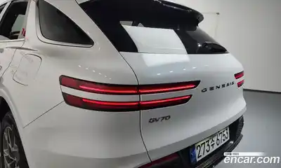Genesis GV70 2022 2.5 гидро в Москве № 1343435, миниатюра 9